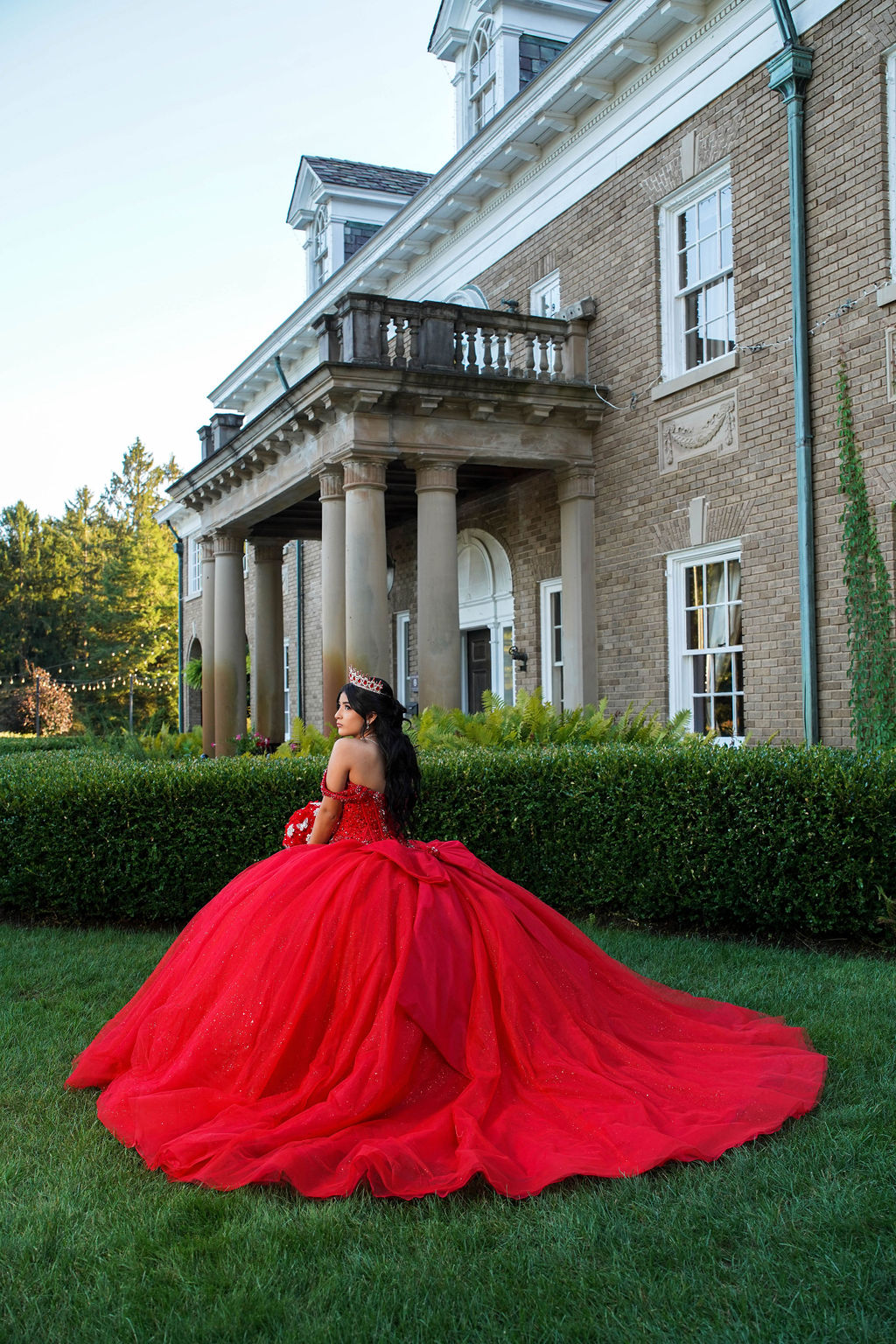 Merahy laughing during her quinceañera session
