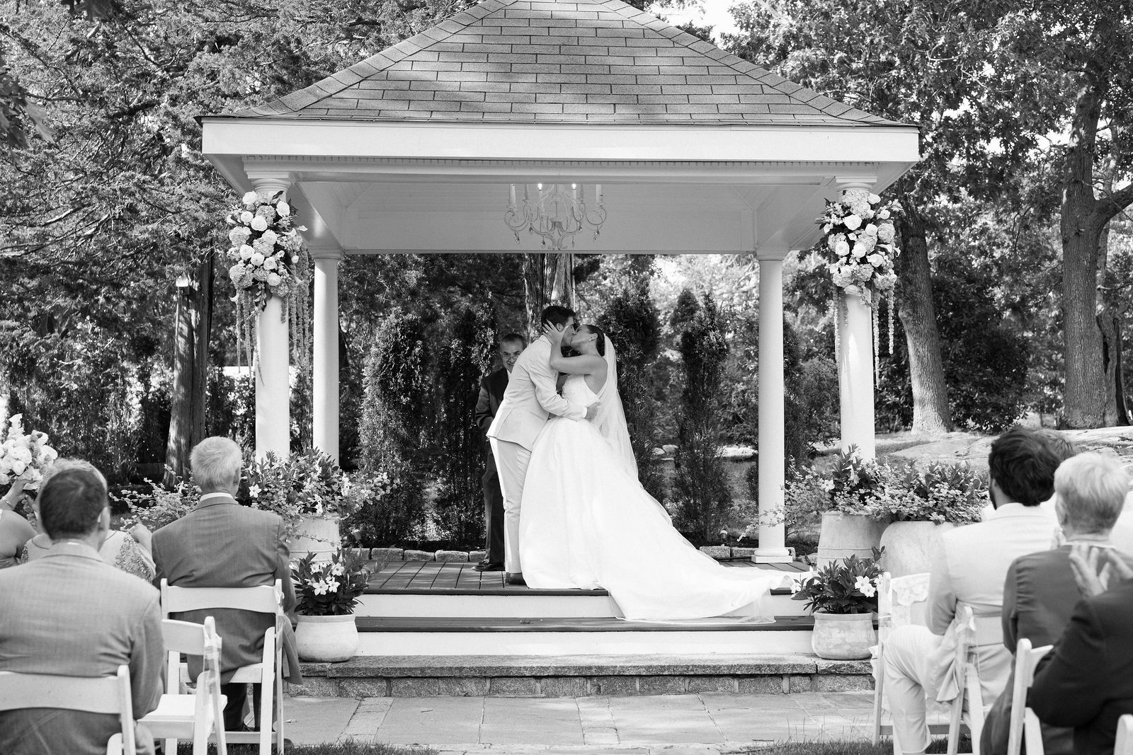 JRT05046 — Andy and Lauren at The River Club in Scituate, Massachusetts