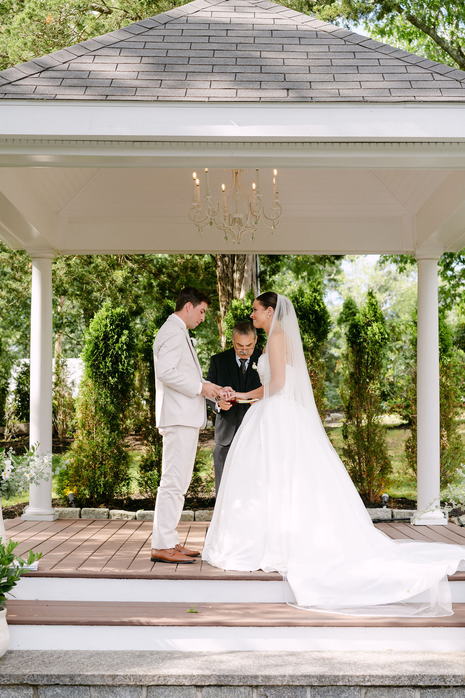 JRT05019 — Andy and Lauren at The River Club in Scituate, Massachusetts