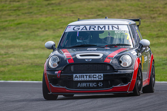 Mini Festival: Brands Hatch: Practice Day — gallery by Jon Wagstaff