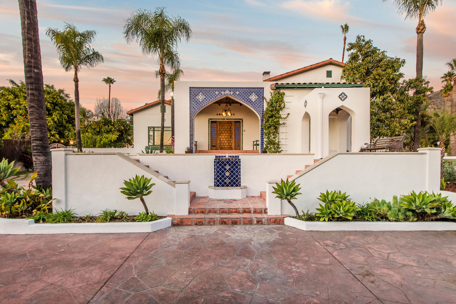 1515 Bel Aire Drive by The Luxury Level