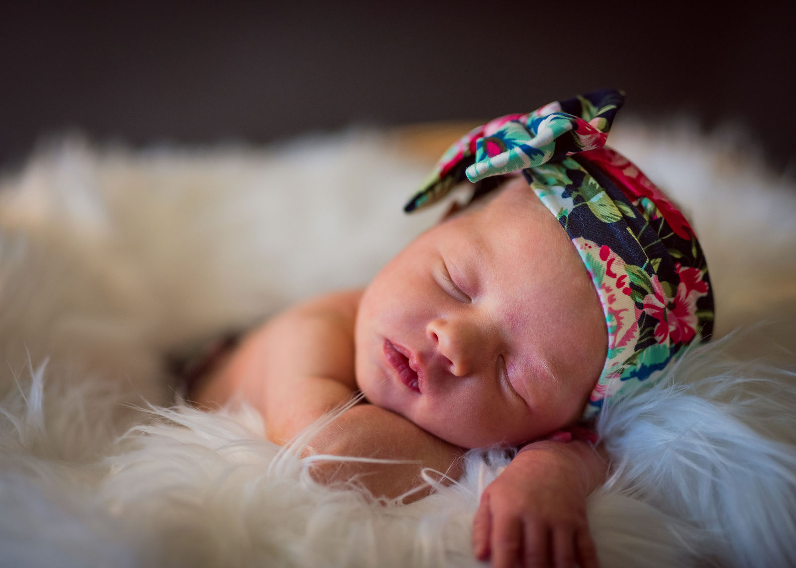 Nelly Charlotte Jeanine Grow by Foto Ruby