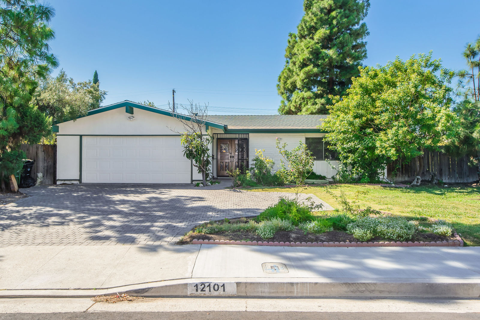 12101 Woodley Ave by The Luxury Level