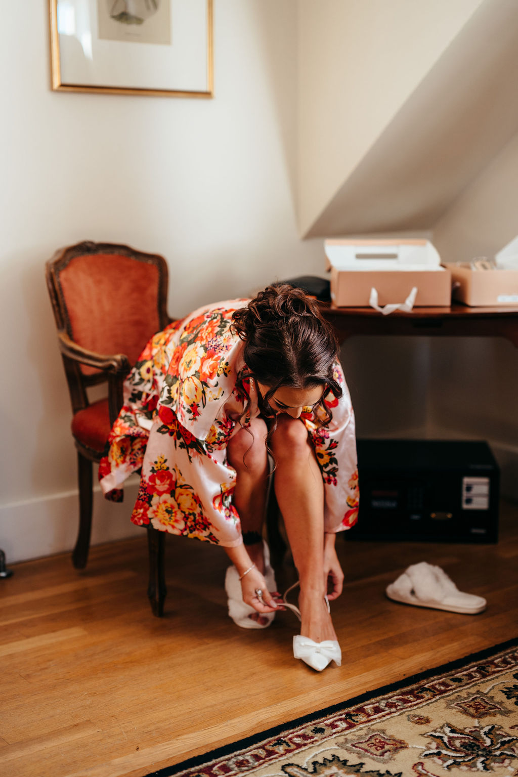 Samantha slipping on her wedding heels