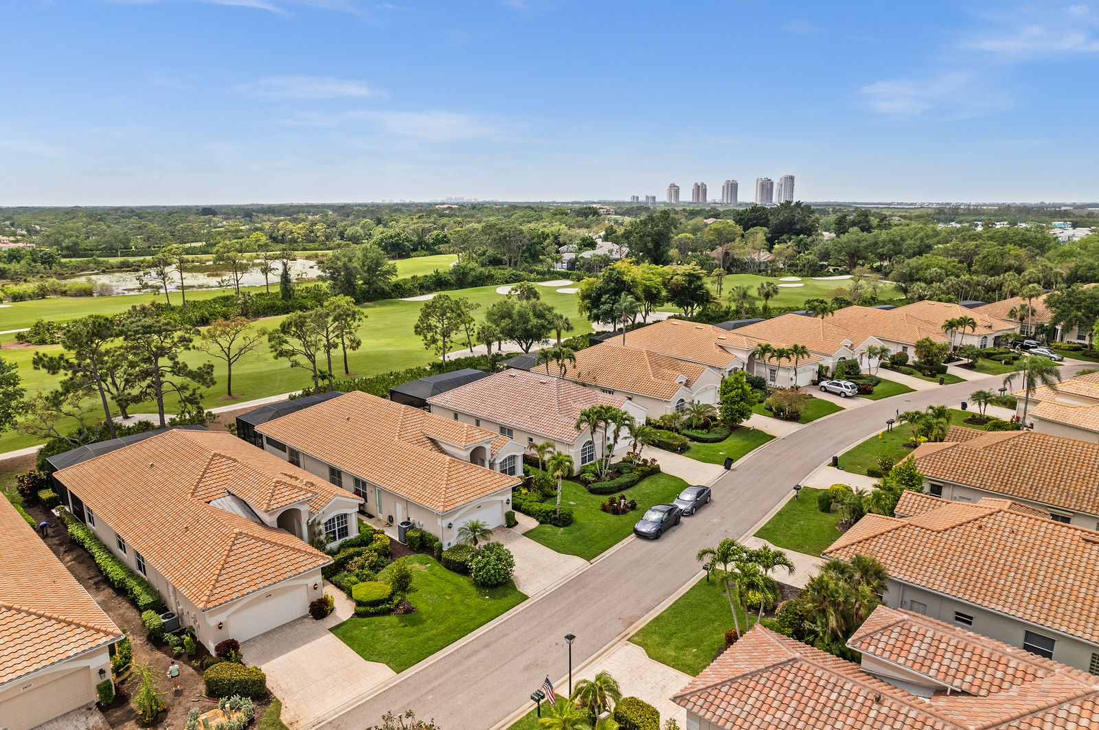 24781 Hollybrier Ln Bonita Springs, FL 34134 by Tomek Ostrowski Photo&Video