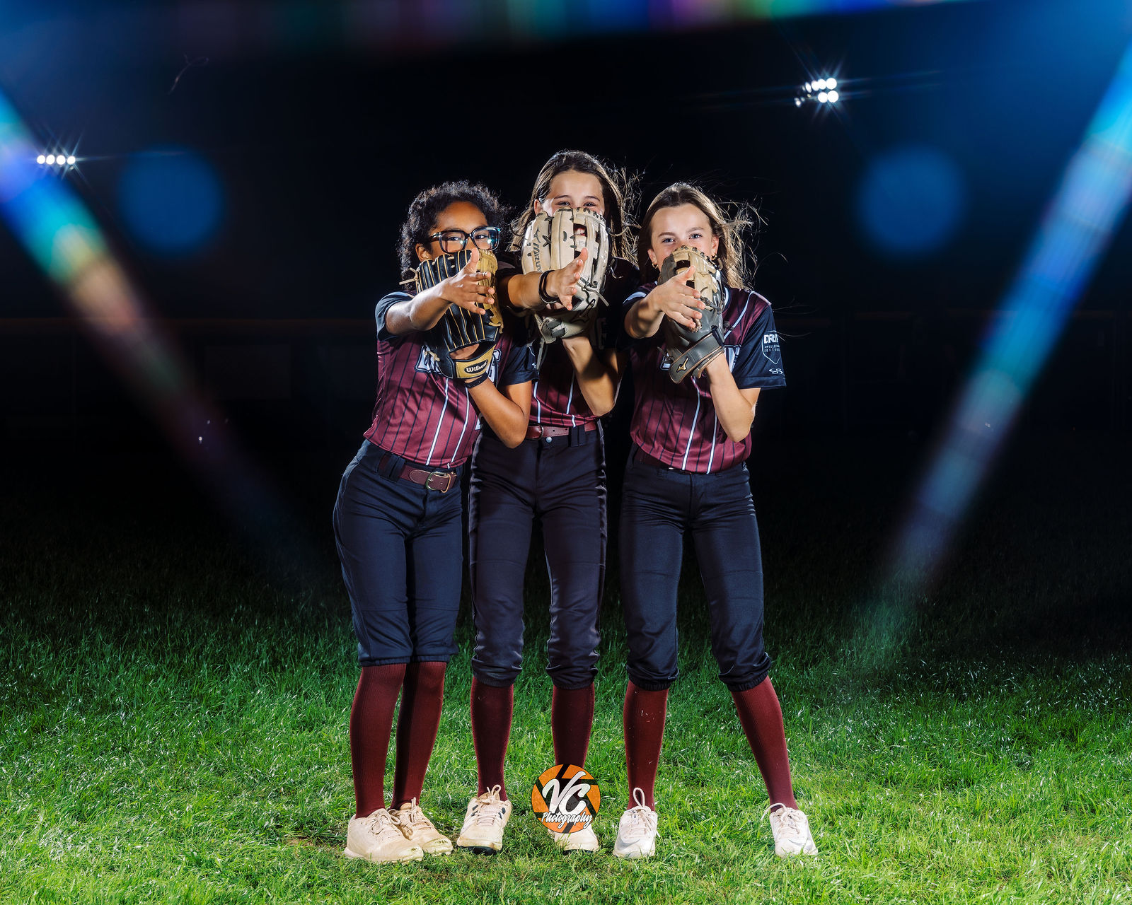 Drip Select Softball team media day portrait by Buda Texas sports photographer
