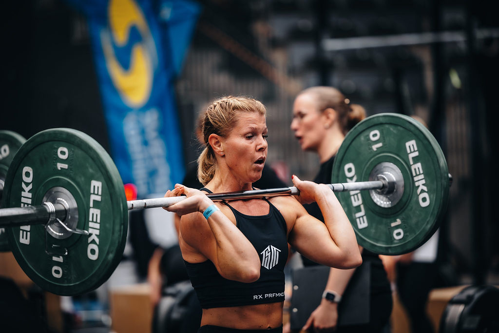 Atleter med skivstång på Halmstad Throwdown 2023