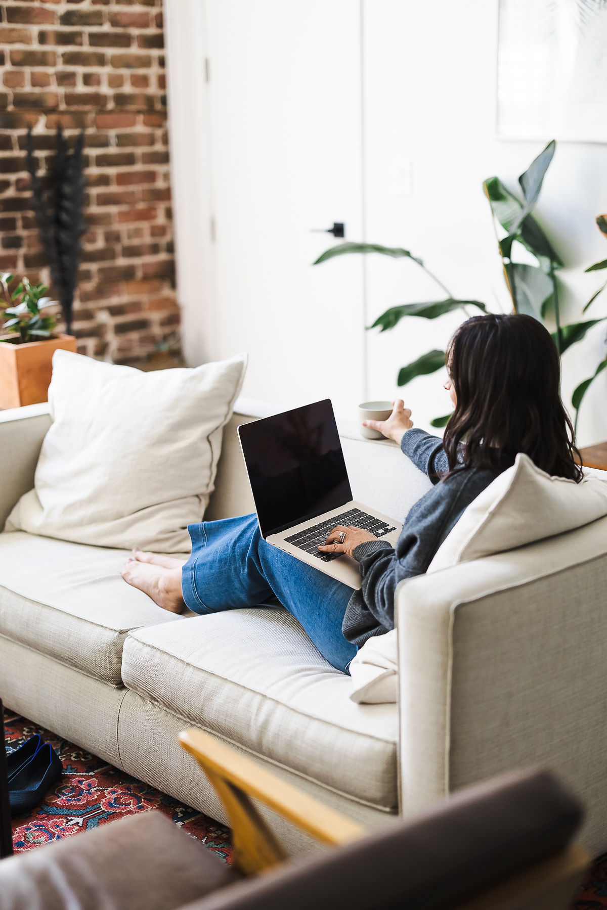 Lifestyle brand portrait, sofa