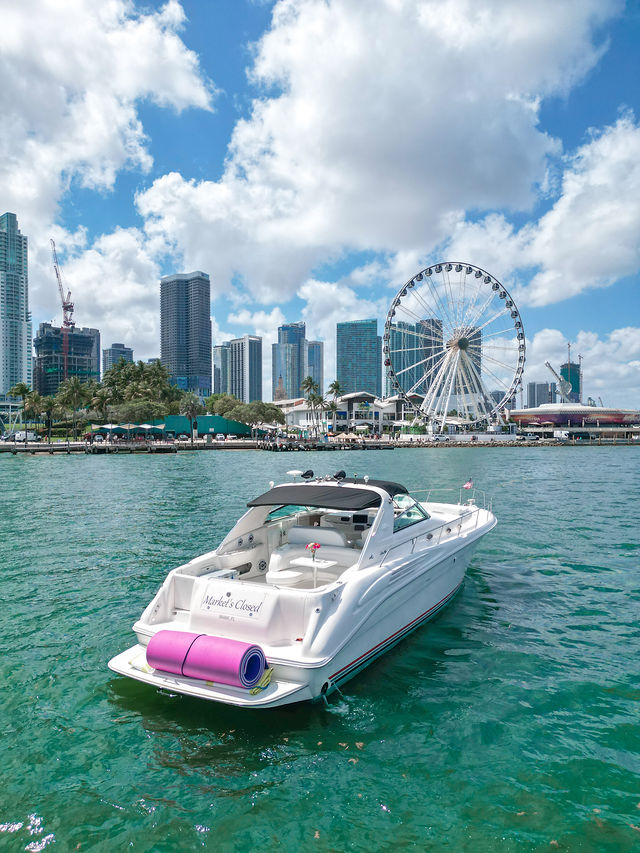 50FT Sea Ray Yacht – “Markets Closed” — photo
