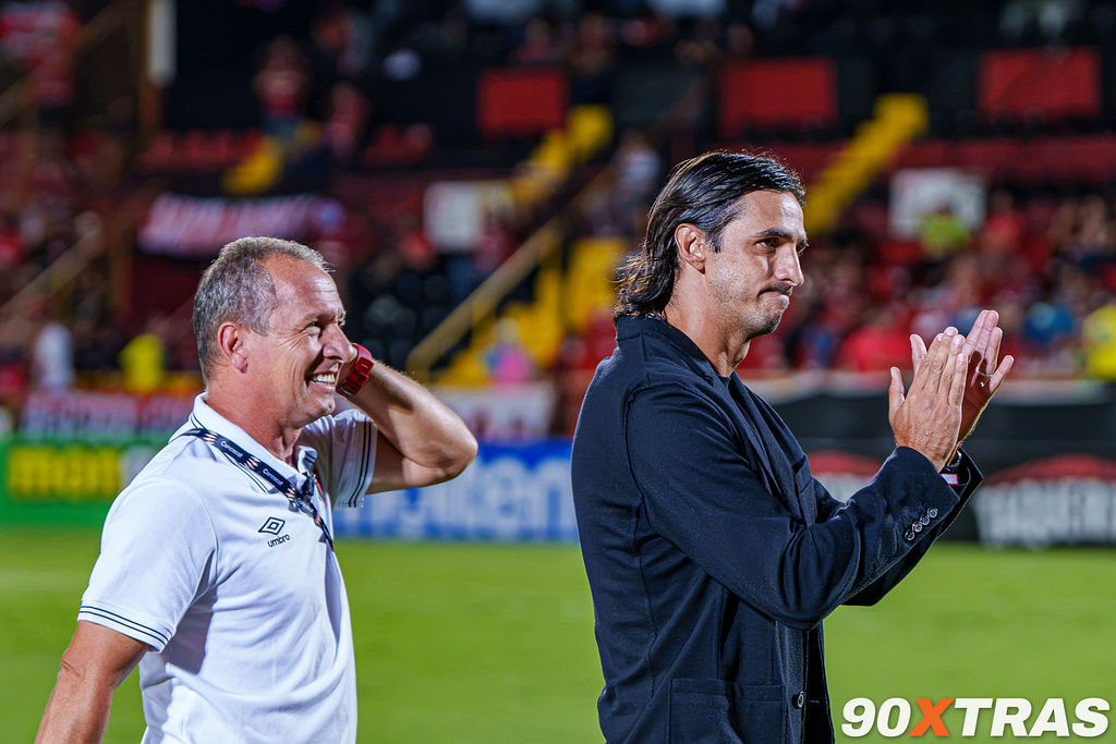 Alajuelense vs Marathón, photo 10 of 12