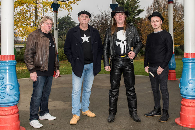Super Villain Band Photo Shoot: Priory Park, Southend. — gallery by Jon Wagstaff
