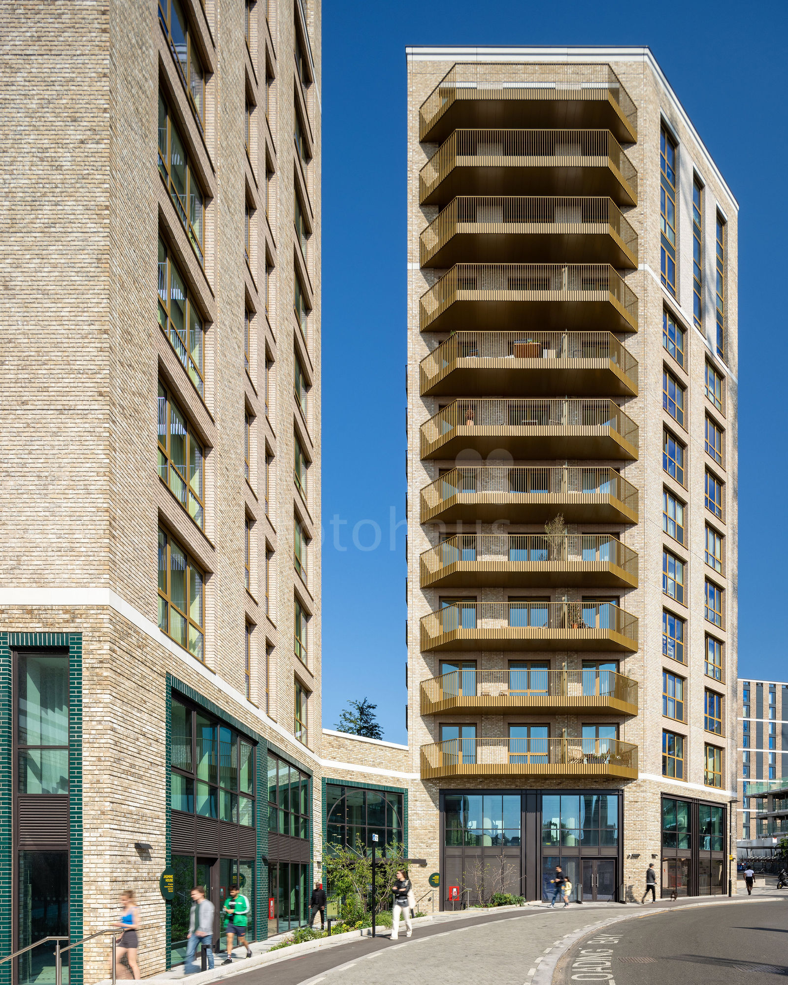 Capital Court, Kew Bridge JTP Architects by Fotohaus