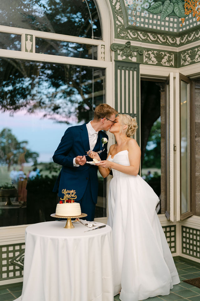 Kyle and Olivia’s wedding — Eolia Mansion, Harkness Memorial State Park, Waterford, Connecticut