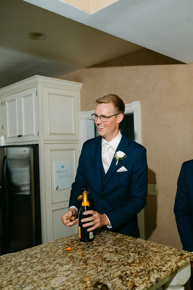 Kyle and Olivia’s wedding — Eolia Mansion, Harkness Memorial State Park, Waterford, Connecticut