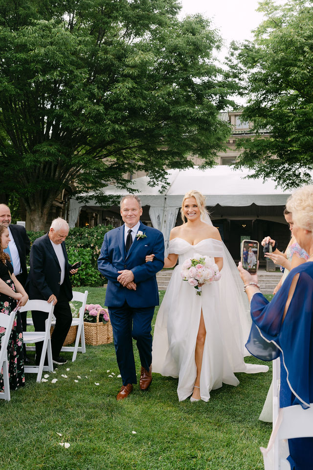 Kyle and Olivia’s wedding — Eolia Mansion, Harkness Memorial State Park, Waterford, Connecticut