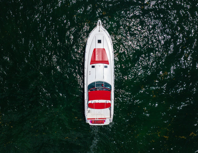 55FT Sea Ray Yacht – “Stocks N’ Blondes” — photo
