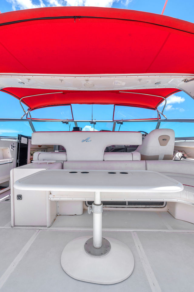 55FT Sea Ray Yacht – “Stocks N’ Blondes” — photo