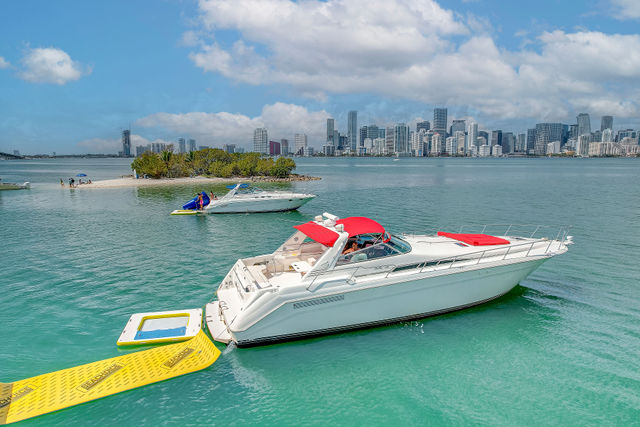 55FT Sea Ray Yacht – “Stocks N’ Blondes” — photo