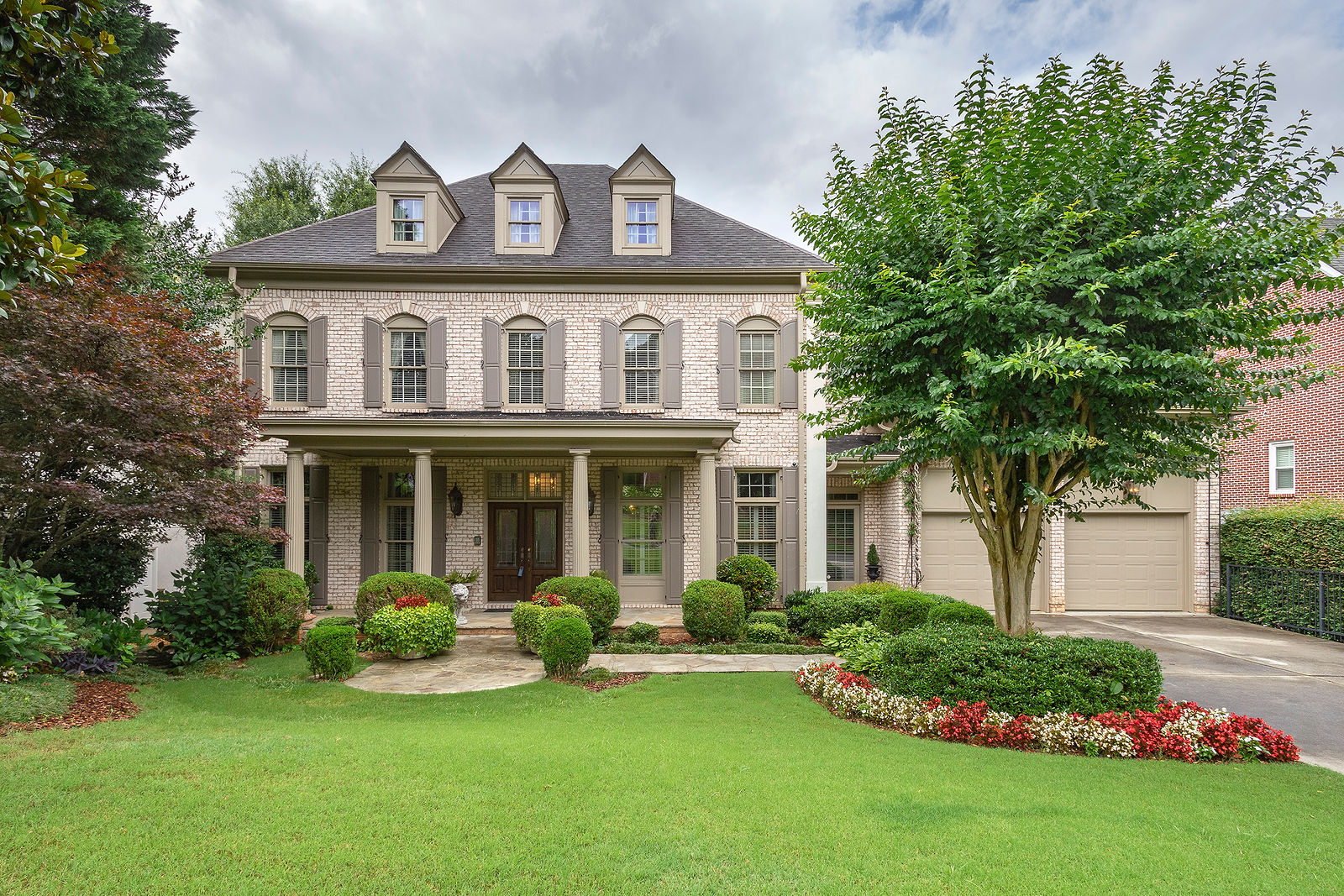 4510 Crestwicke Pointe NE, Atlanta GA by Curb Appeal Photography