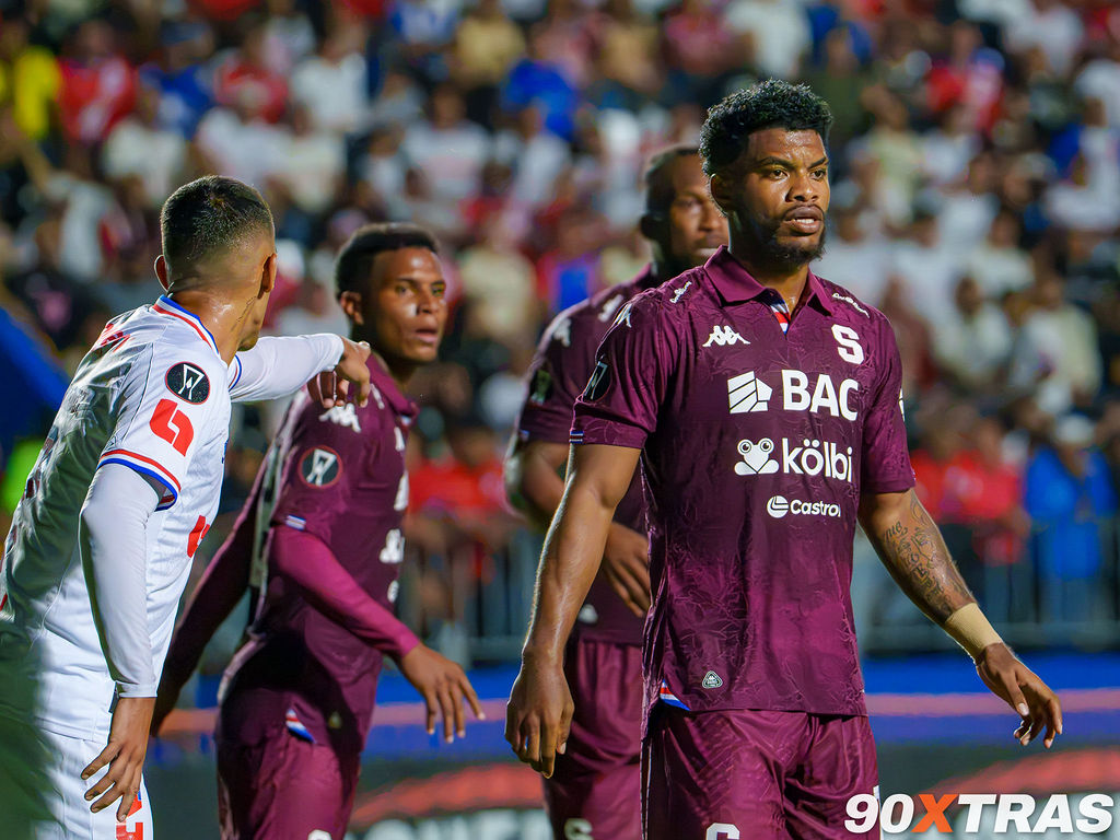 Olimpia vs Saprissa, photo 5 of 12
