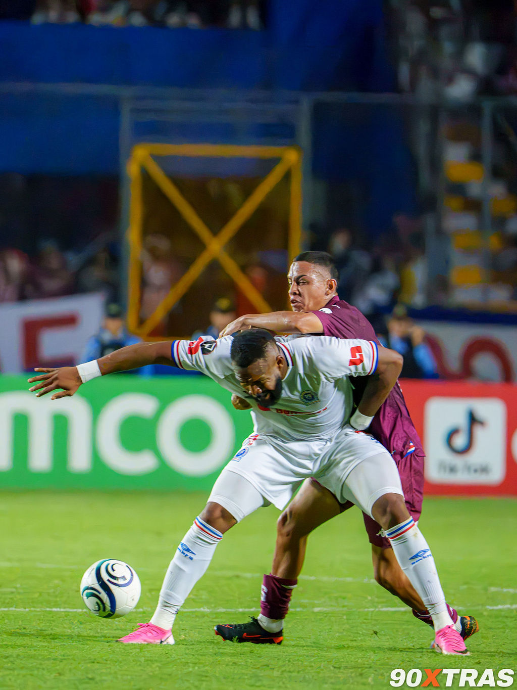 Olimpia vs Saprissa, photo 12 of 12