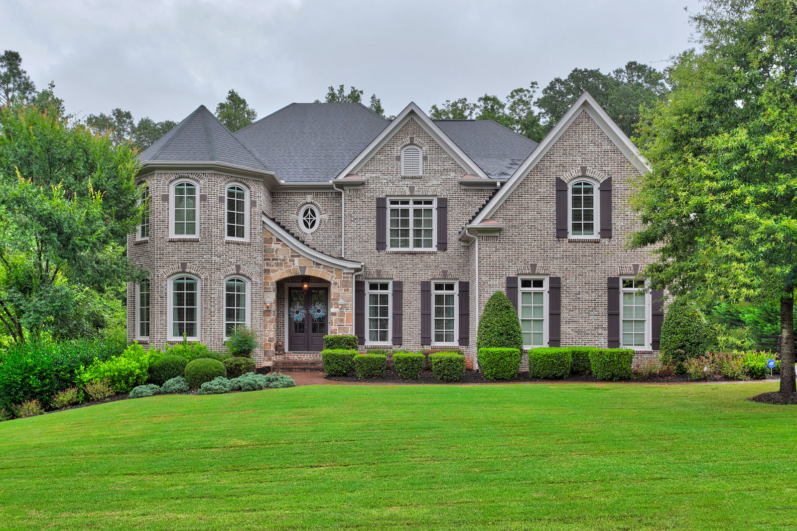 1147 Bream Drive, Alpharetta, GA by Curb Appeal Photography