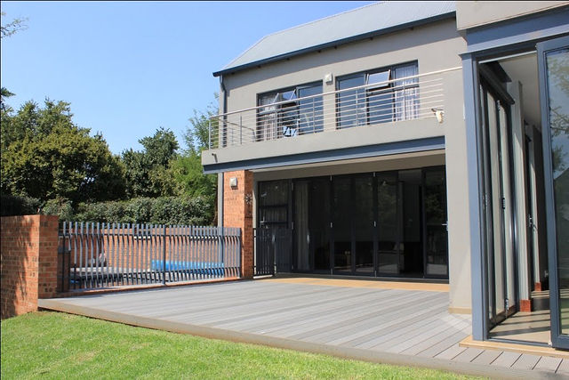 Decking — Residential (9)