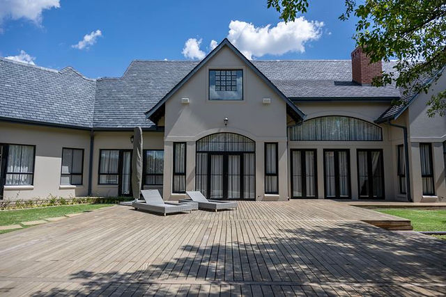 Decking — Automated sliding decks (2)