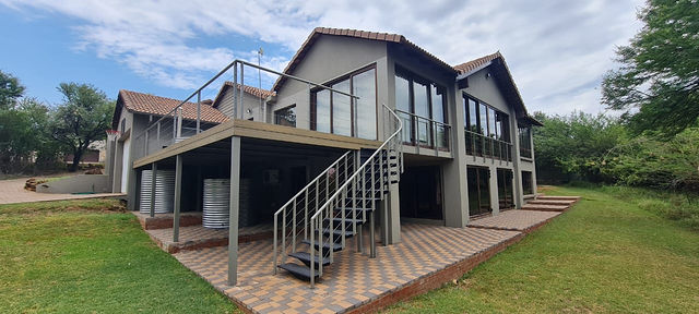 Decking — Residential (8)
