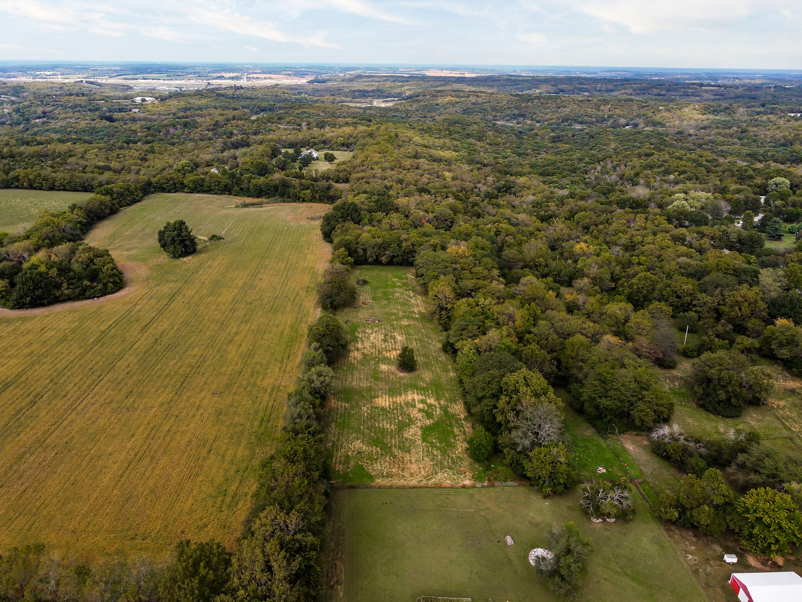 28606 E. Pink Hill Rd. Listed by Stephanie Brown 107P by