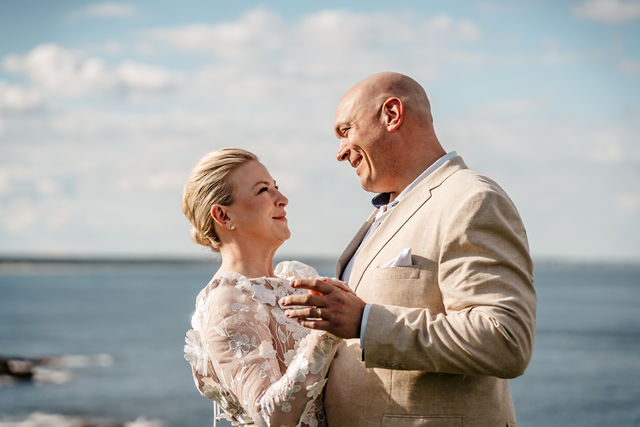 Couple celebrates their wedding day with a portrait session