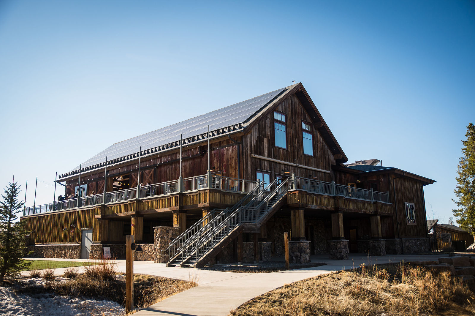 Mountain wedding venue in Colorado at golden hour