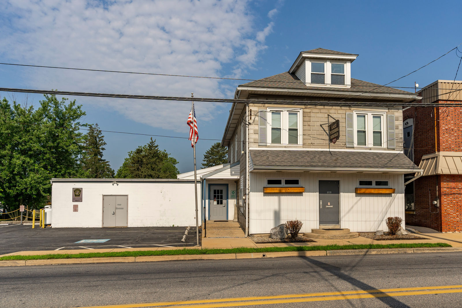 6040 Main Street, East Petersburg by Kline, Kreider & Good Auctioneers