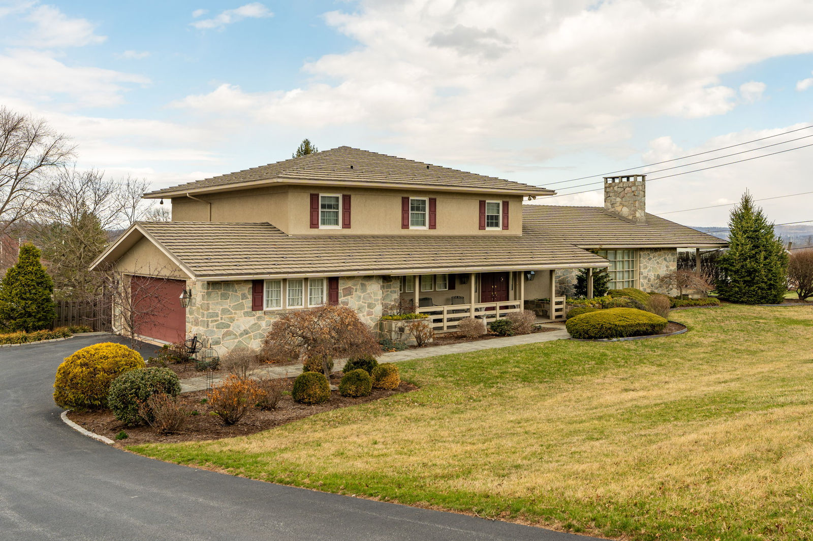 127 Center Avenue, Terre Hill by Kline, Kreider & Good Auctioneers