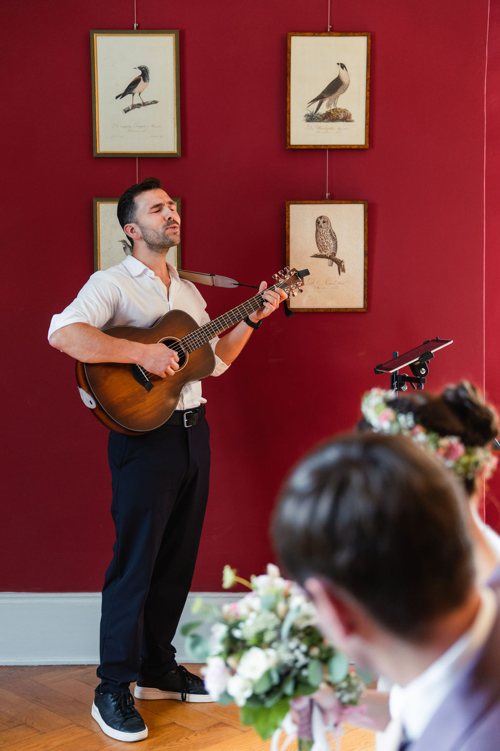 Kim-Loy Hochzeits-DJ und Sänger bei Live-Performance bei einer Berliner Hochzeit
