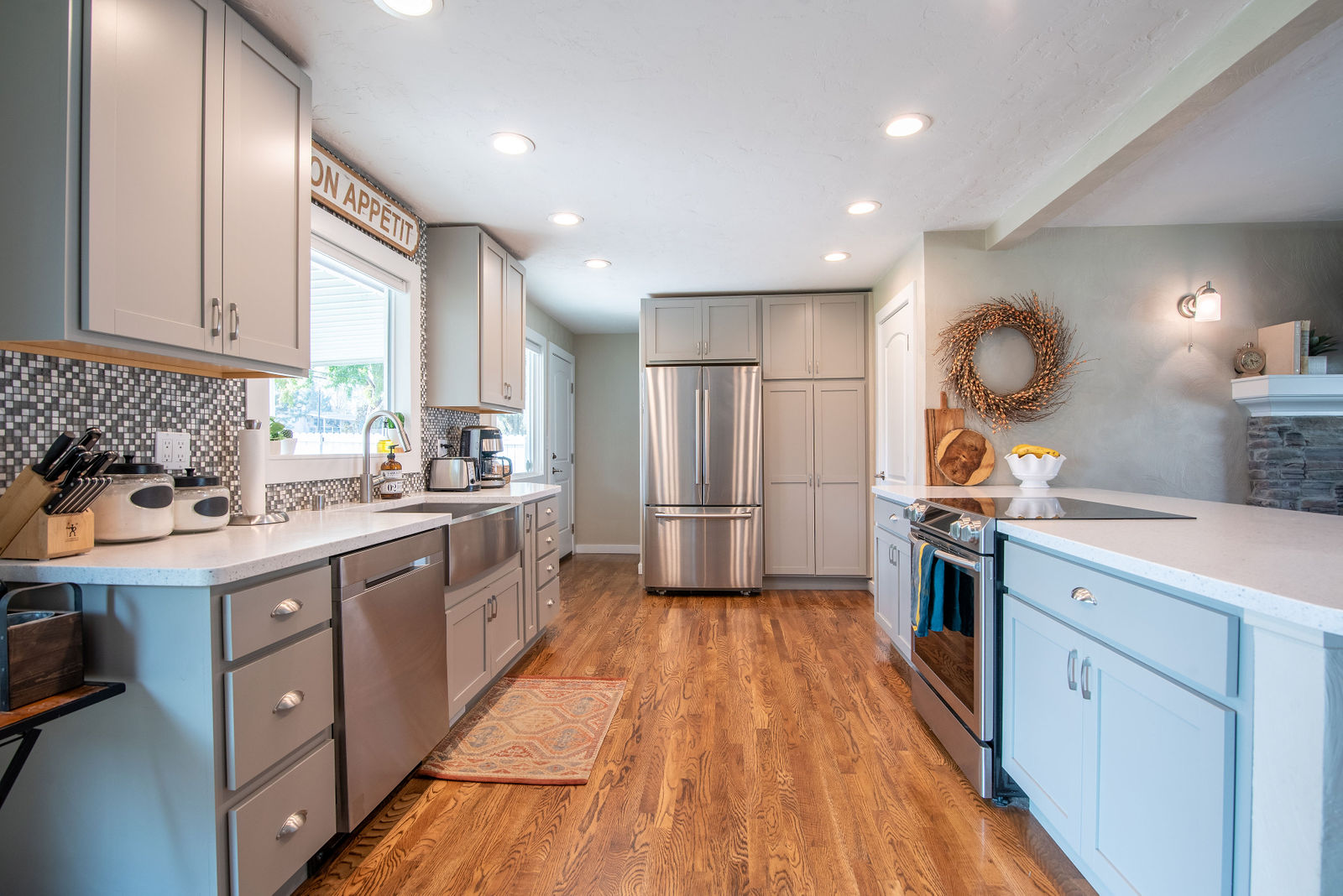 Coats Properties Arrowhead by Foto Ruby