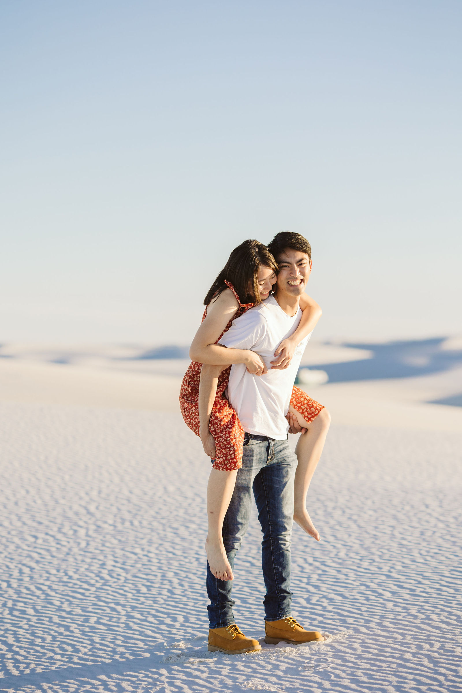 Swan Photography couple