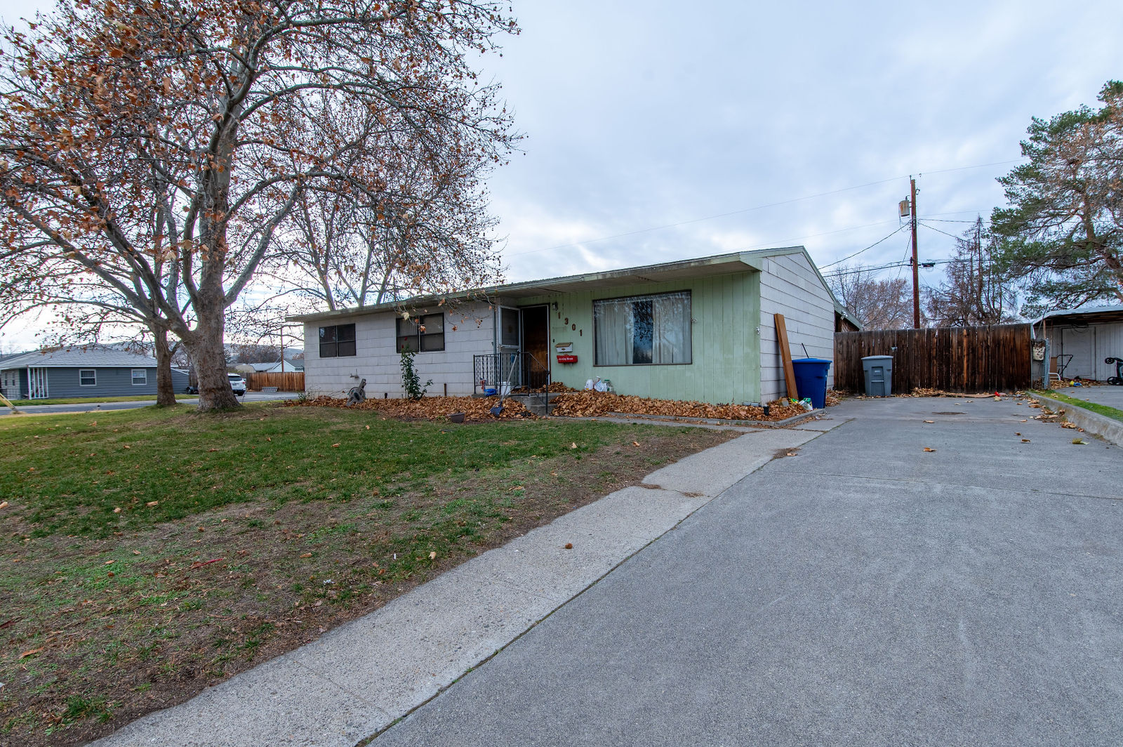 Coats Properties Wright St. Property by Foto Ruby