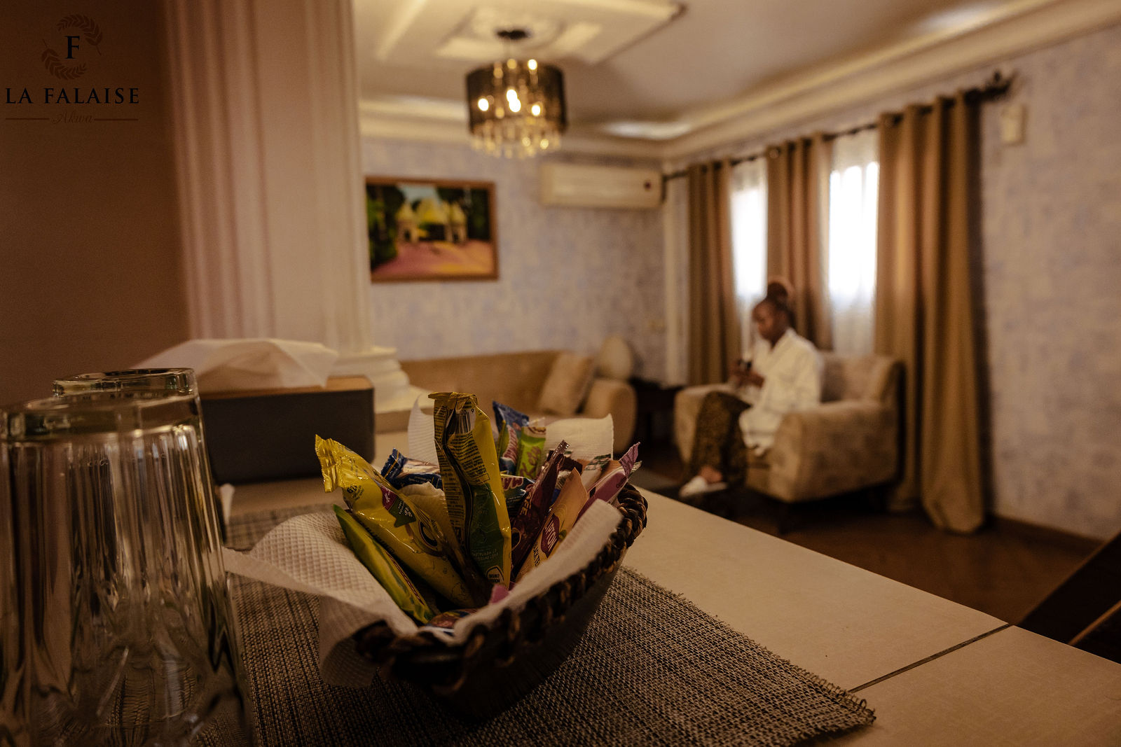 Executive Master Suite La Falaise Akwa — Suite prestige Douala