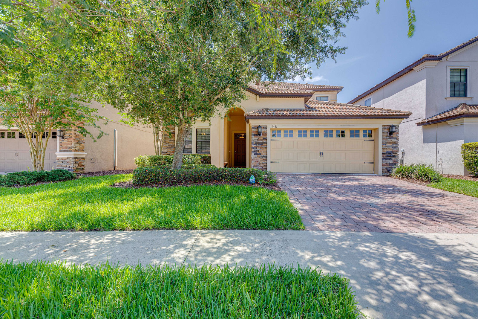 1431 Moon Valley Dr Davenport FL 33896 by Eduardo Guerini Photography LLC