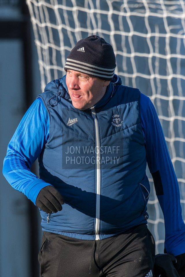 Leigh Ramblers F.C. v White Ensign F.C. :Sat 2nd Dec 2017: Essex Olympian League — gallery by Jon Wagstaff