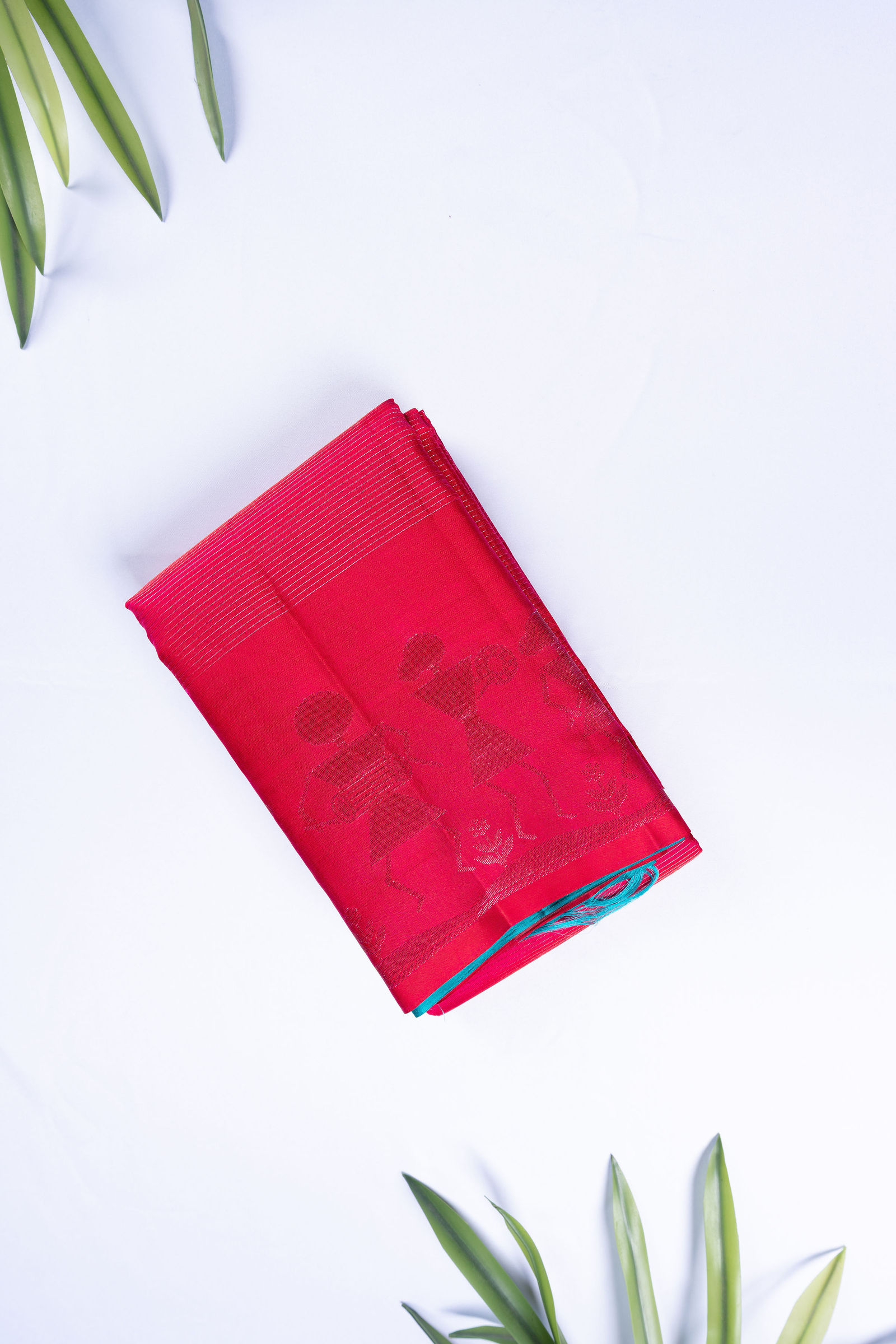 Classic Ivory & Crimson Kanjivaram Heritage Saree Pure silk sarees online in India | Kandangi Sarees — Handpicked Sarees