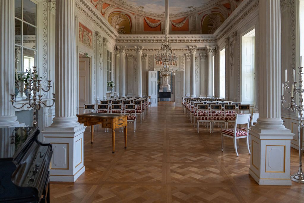 Historische Räume im Schloss Friedrichsfelde für Hochzeiten in Berlin Lichtenberg