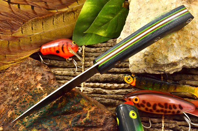 fox carp tackle box Loaded 8/2025 Model:E6X782SWUR 🔥 Stand Out. Fish The lid is fitted
