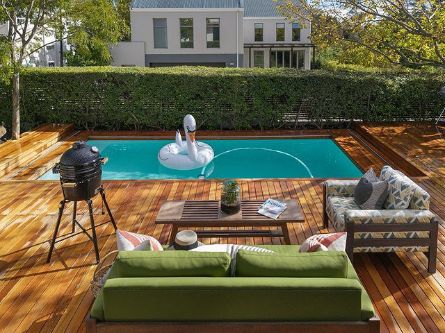 Sliding deck pool covers — Stellenbosch (3)