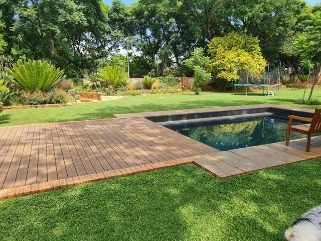 Sliding deck pool covers — Pretoria (1)