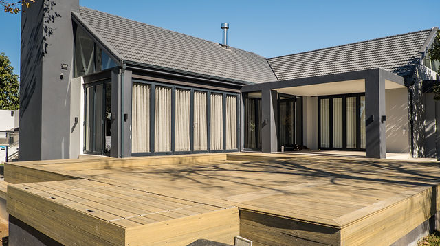 Sliding deck pool covers — Durbanville (4)