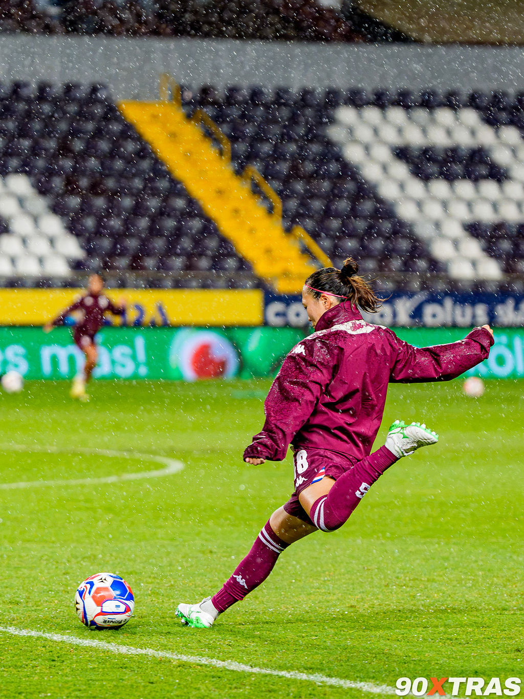 Saprissa vs Dimas, photo 6 of 12