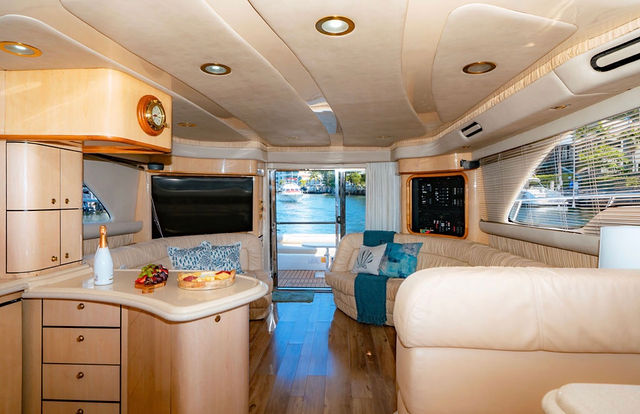 65FT Flybridge Sea Ray Yacht – “Distraction II” — photo