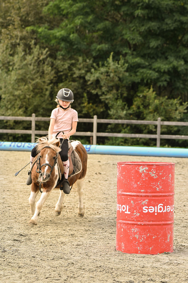 Barrelrace op de opendeurdag, foto 88